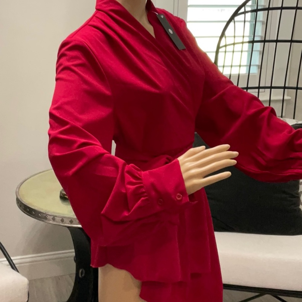 Red Wrap Tunic size XL. NWT - Picture 5 of 9